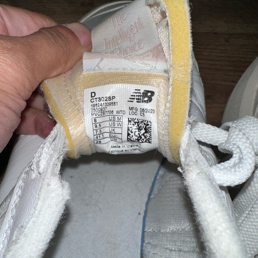 New Balance CT302 White Matte Pink Sneakers 9.5 Women's - Picture 6 of 7